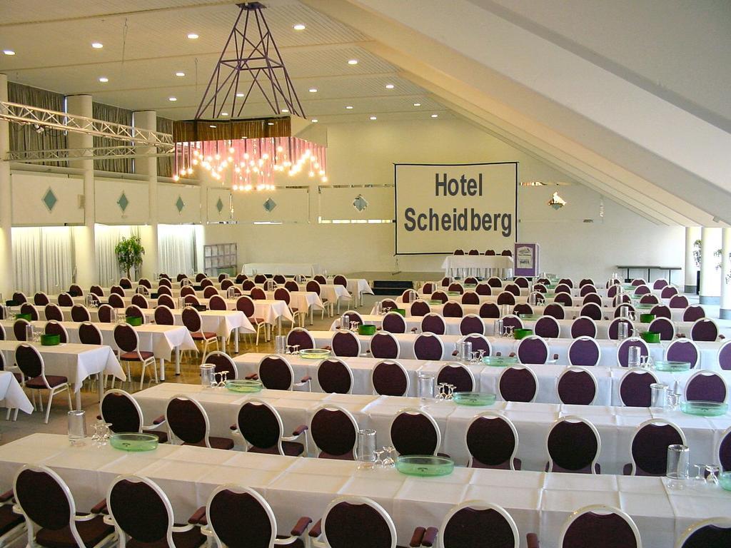 Hotel Scheidberg Wallerfangen Bagian luar foto