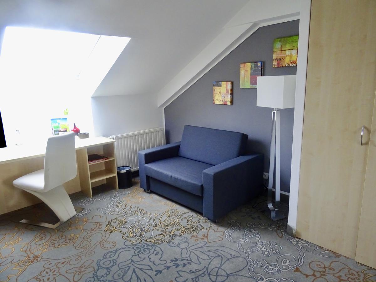 Hotel Scheidberg Wallerfangen Bagian luar foto